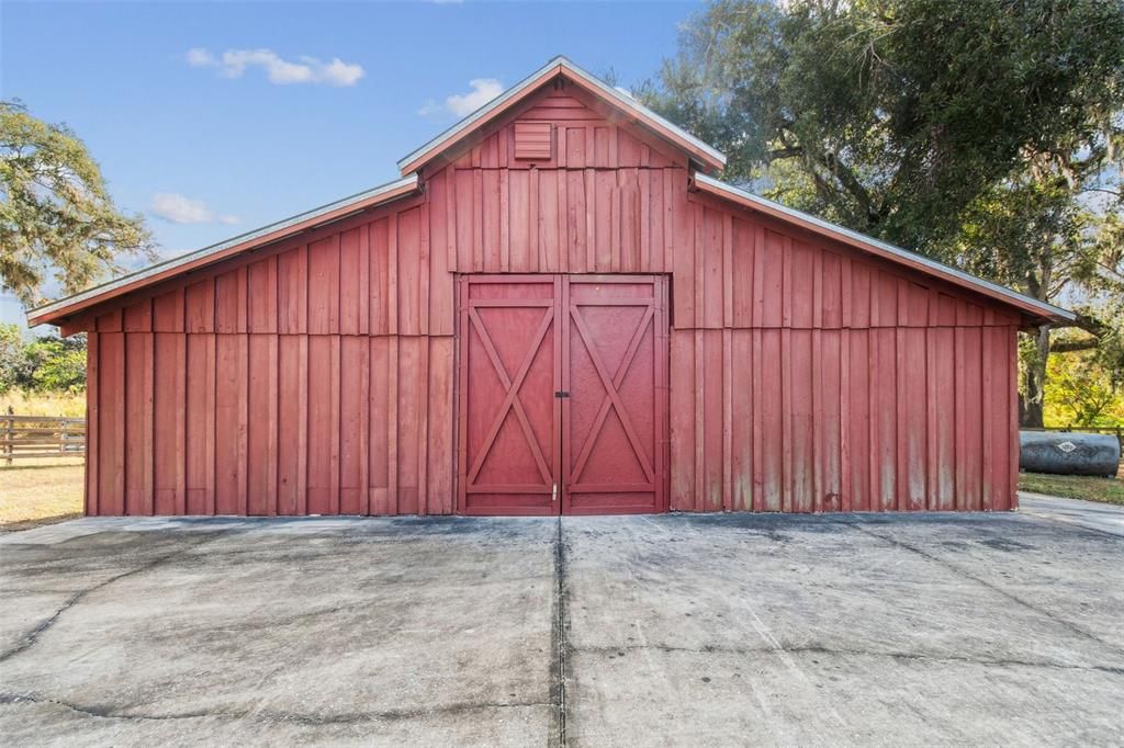 Detached Garage, Exterior