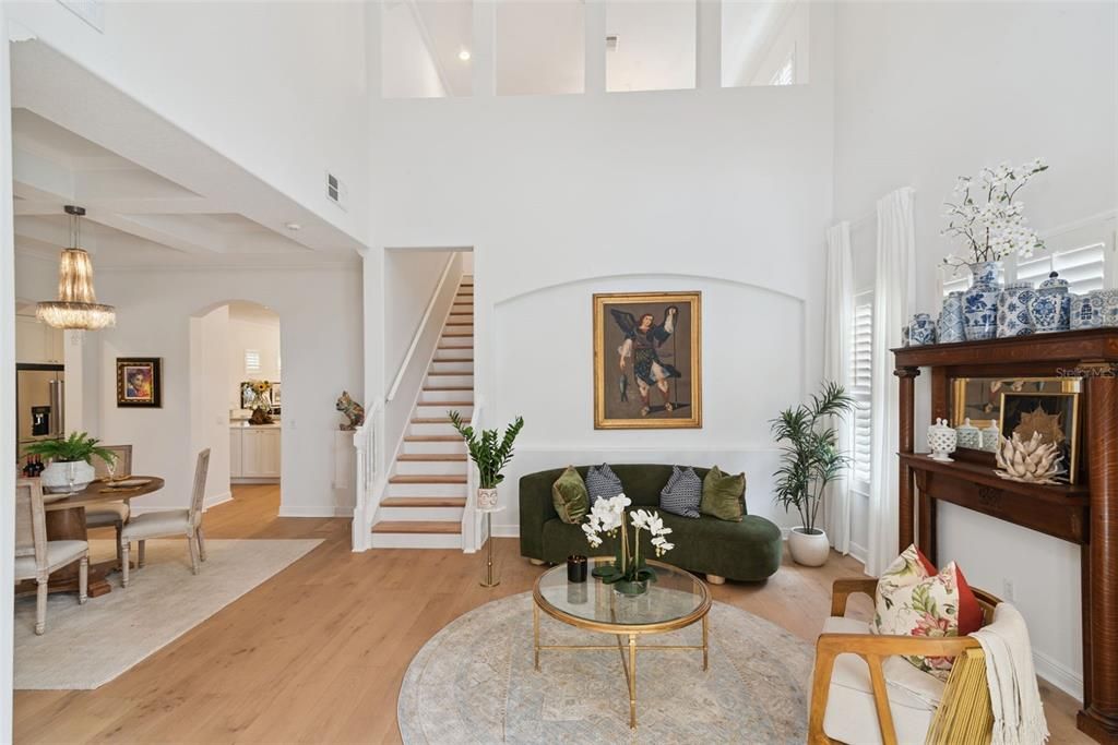 Dining room, Interior, Living room, Pendant Lights, Recessed Lighting, Wood Texture Flooring