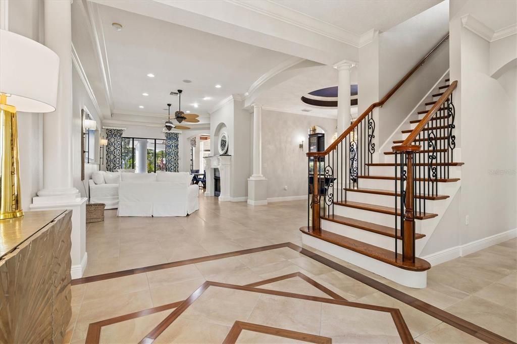 Interior, Living room, Pendant Lights, Recessed Lighting