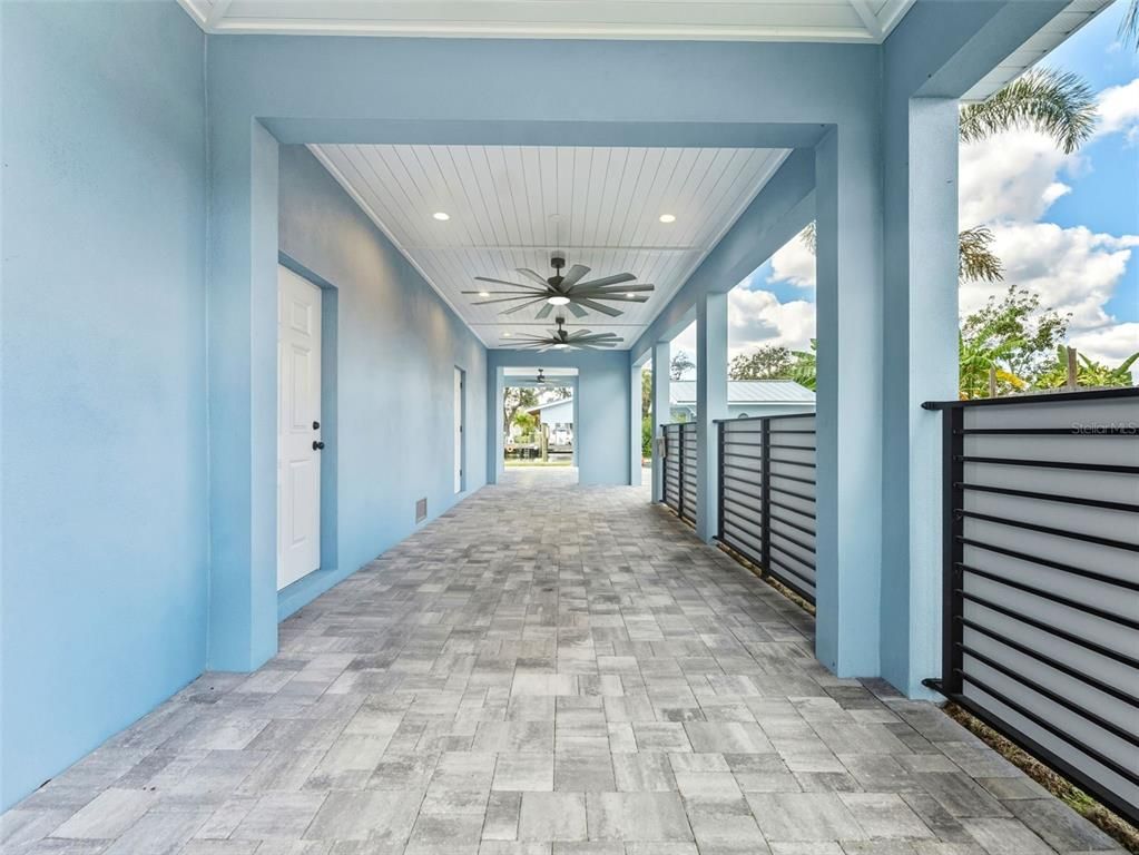 Exterior, Recessed Lighting