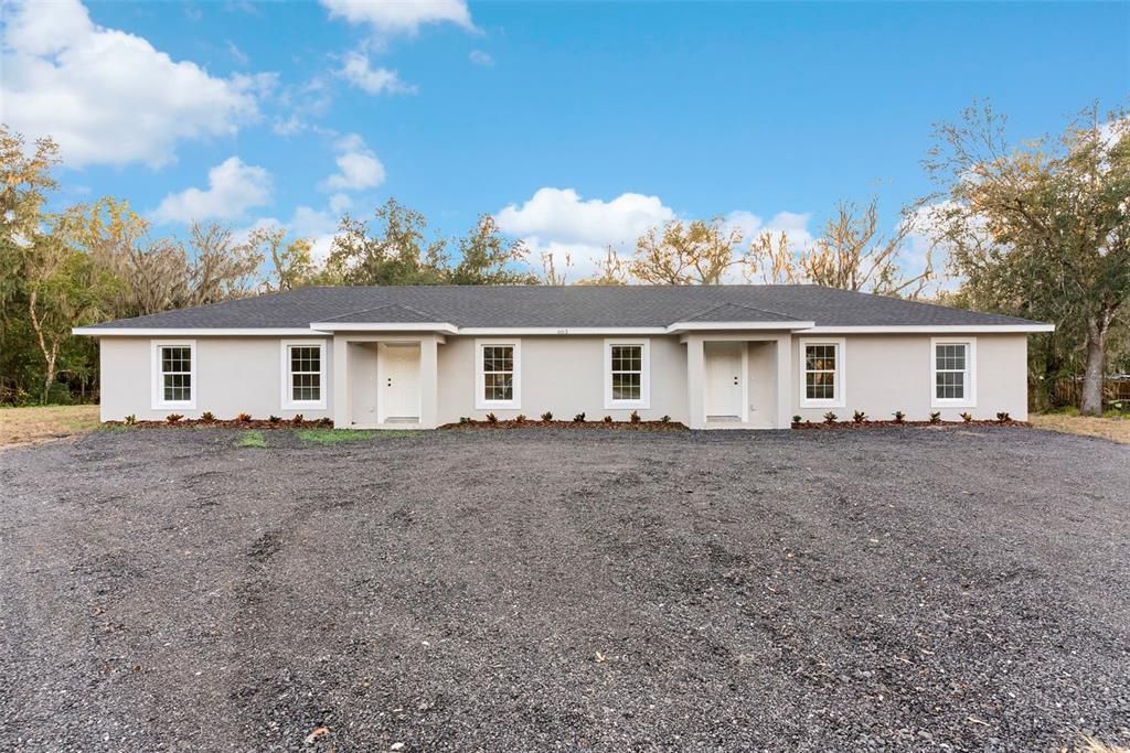 Backyard, Exterior, Facade, Ranch