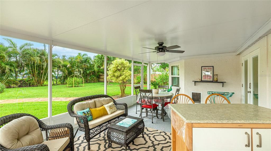 Dining room, Interior, Living room, Sun Room