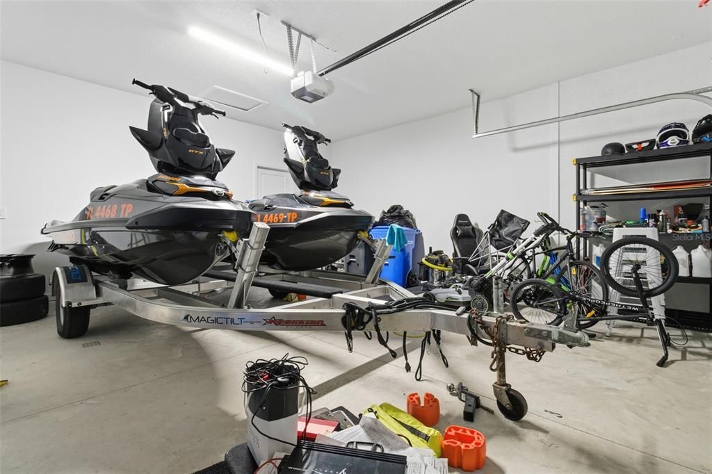 Fitness Equipment, Garage, Interior