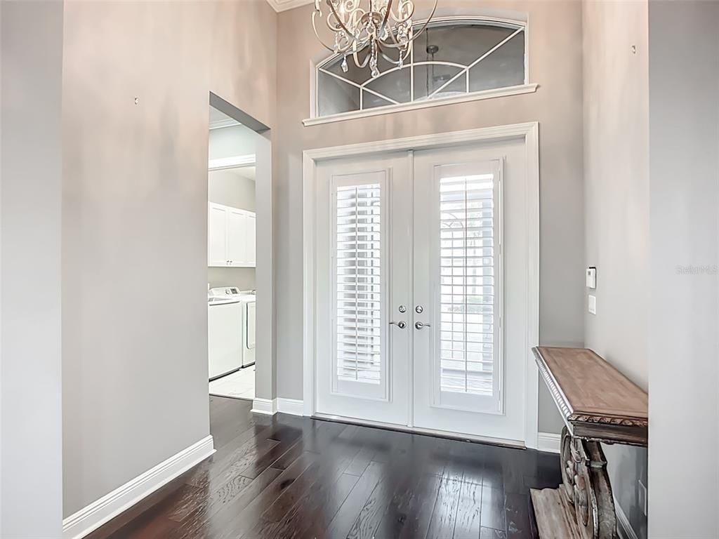 Chandelier, Interior, Wood Texture Flooring