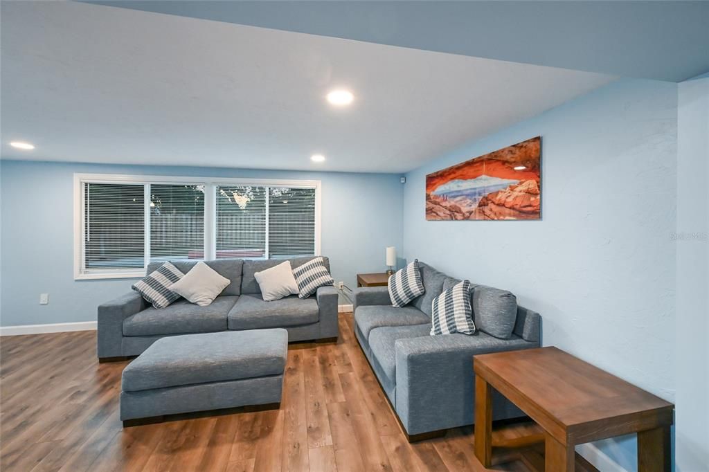 Interior, Living room, Recessed Lighting, Wood Texture Flooring