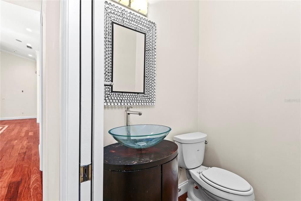 Bathroom, Interior, Recessed Lighting, Wood Texture Flooring