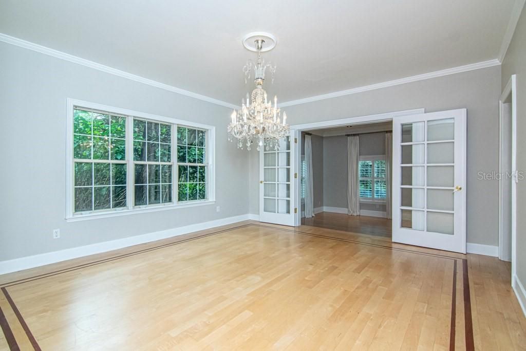 Chandelier, Empty room, Interior, Wood Texture Flooring