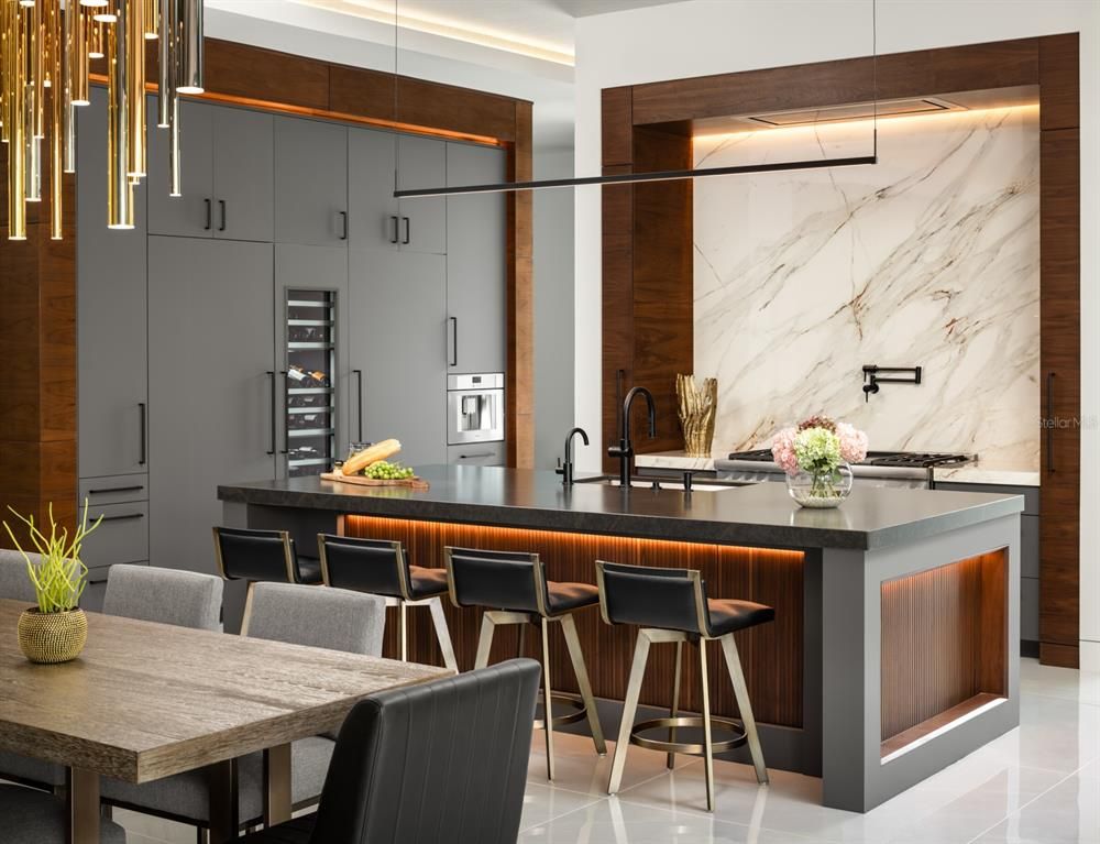 Dining room, Interior, Kitchen, Marble Walls, Pendant Lights