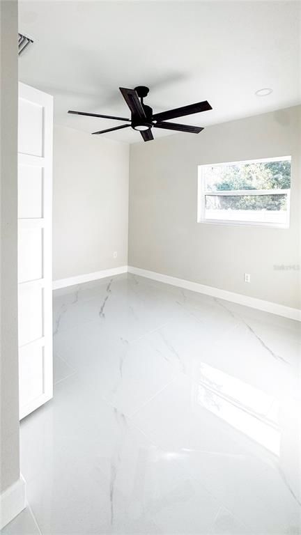 Empty room, Interior, Marble, Recessed Lighting