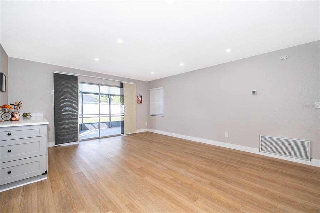 Empty room, Interior, Recessed Lighting, Wood Texture Flooring