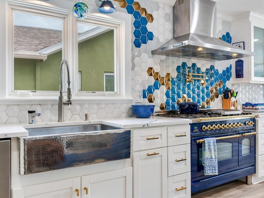 Interior, Kitchen, Stainless Steel Appliances