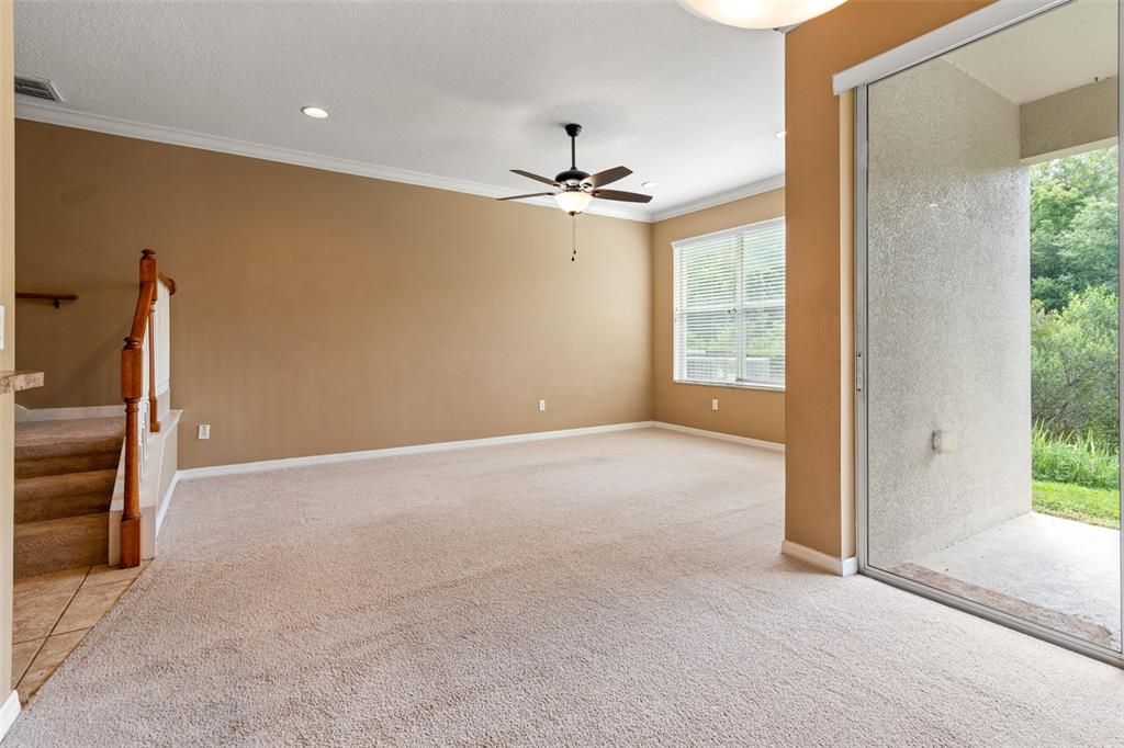 Empty room, Interior, Recessed Lighting
