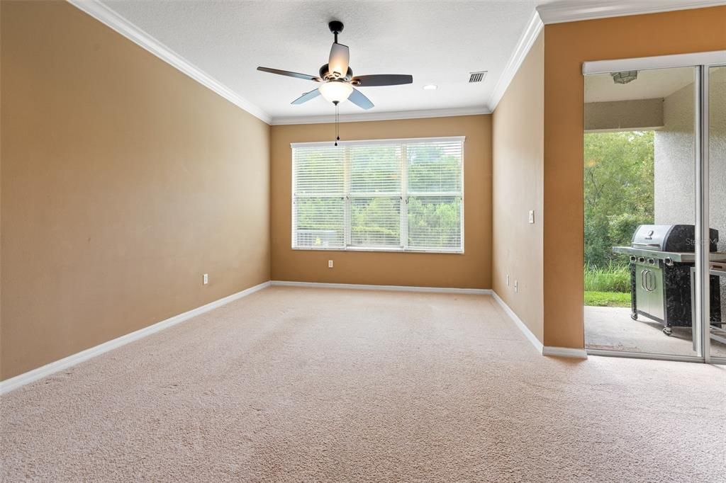 Empty room, Interior, Recessed Lighting