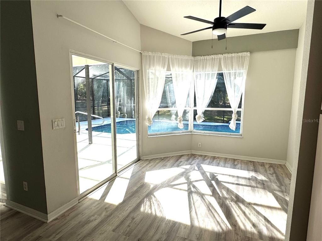 Empty room, Interior, Sun Room, Wood Texture Flooring