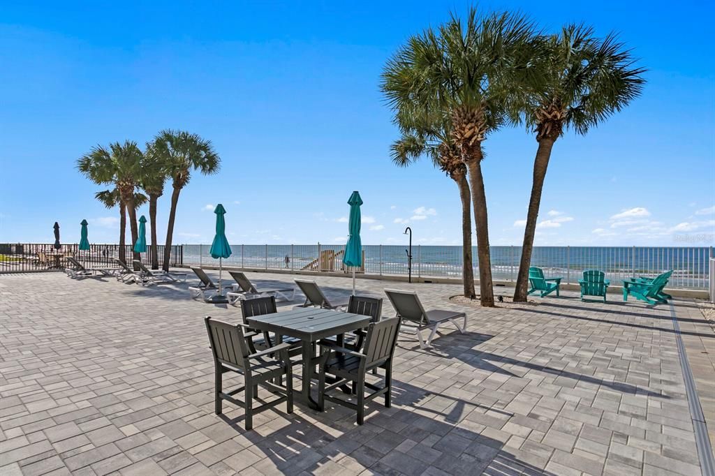 Exterior, Pool, Water