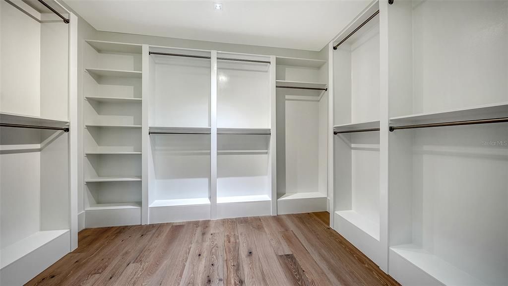 Interior, Walk-in Closets, Wood Texture Flooring