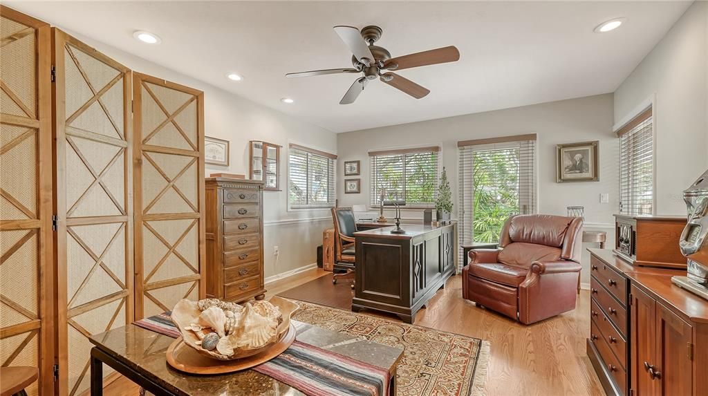 Home Office, Interior, Recessed Lighting, Wood Texture Flooring