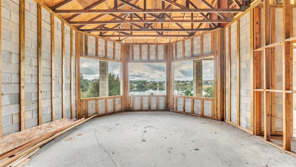 Empty room, Interior, Sun Room, Wooden Beams