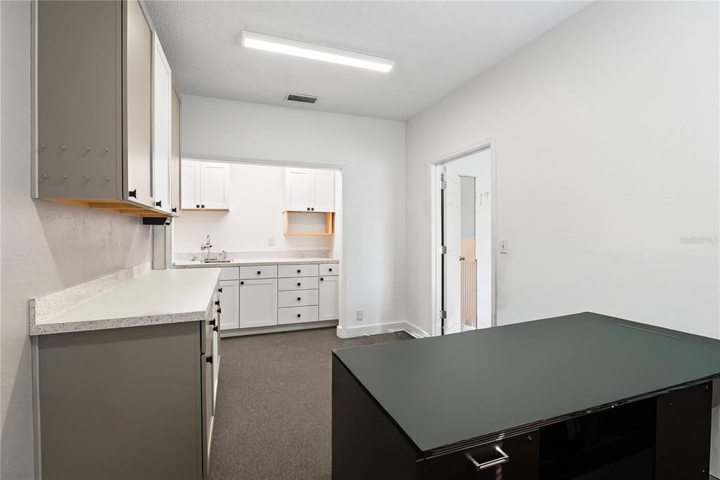 Interior, Kitchen, Recessed Lighting