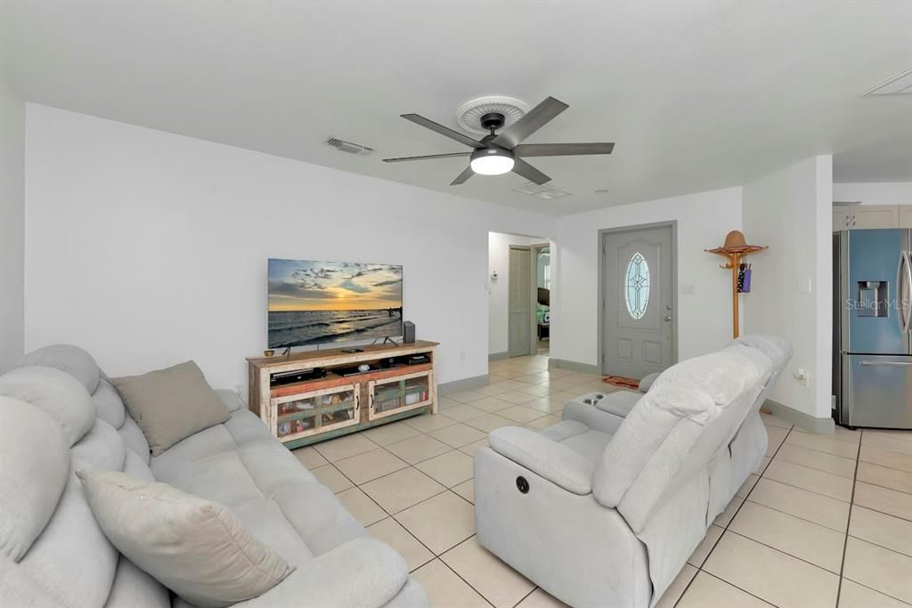 Interior, Kitchen, Living room