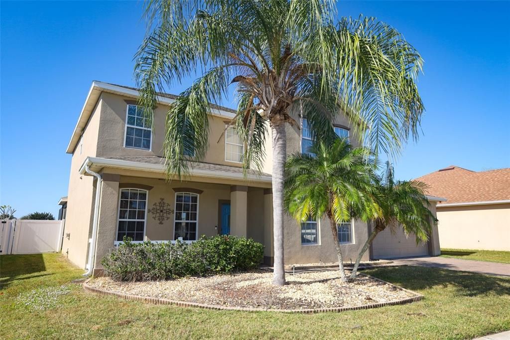 Backyard, Exterior, Facade, Ranch