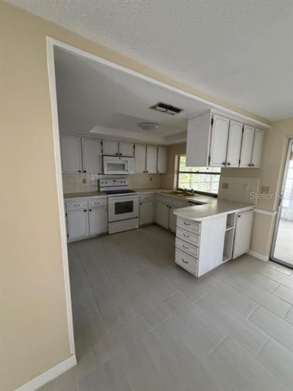 Interior, Kitchen, Wood Texture Flooring