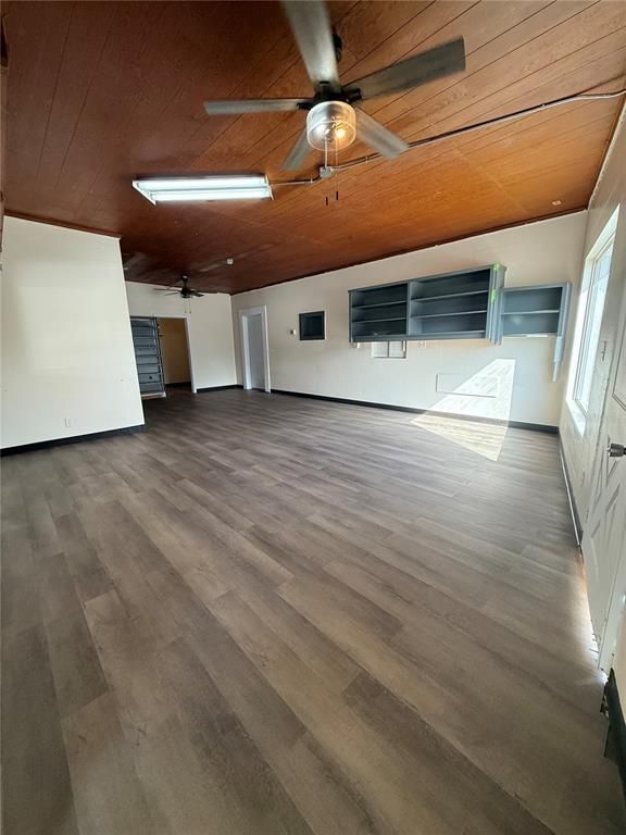 Empty room, Interior, Wooden Ceilings, Wood Texture Flooring