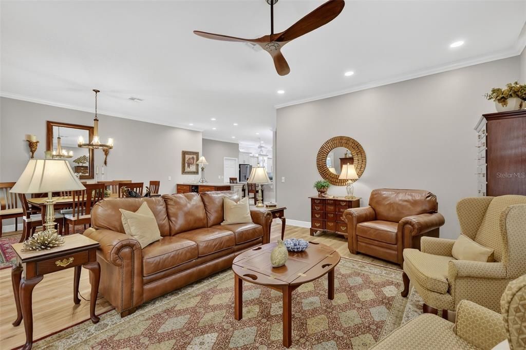 Dining room, Interior, Living room, Pendant Lights, Recessed Lighting, Wood Texture Flooring