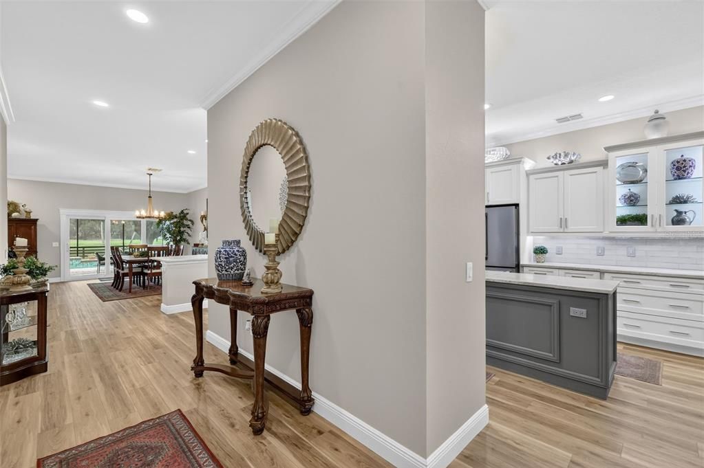 Chandelier, Dining room, Interior, Kitchen, Pendant Lights, Recessed Lighting, Wood Texture Flooring