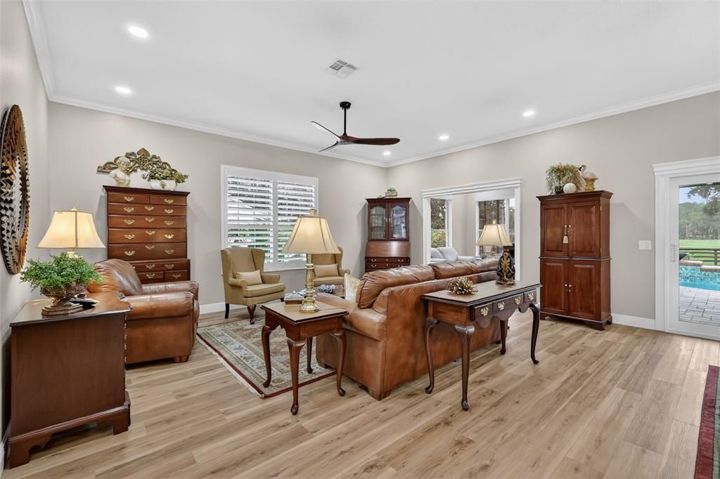 Interior, Living room, Recessed Lighting, Wood Texture Flooring