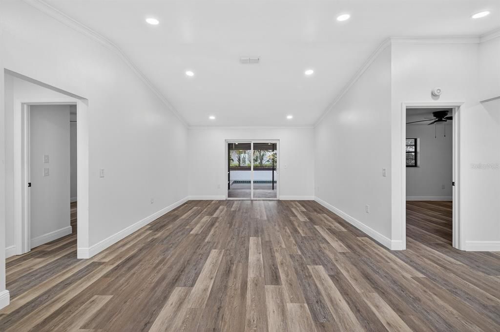 Empty room, Interior, Recessed Lighting, Wood Texture Flooring
