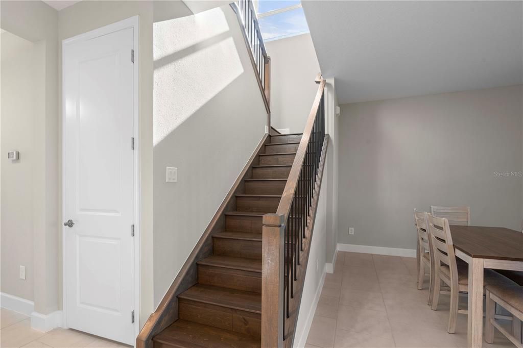 Dining room, Interior