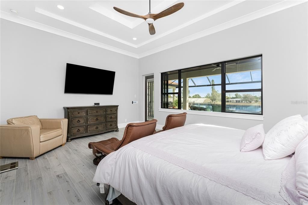 Bedroom, Interior, Recessed Lighting, Water, Wood Texture Flooring