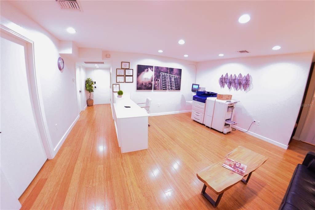 Home Office, Interior, Recessed Lighting, Wood Texture Flooring