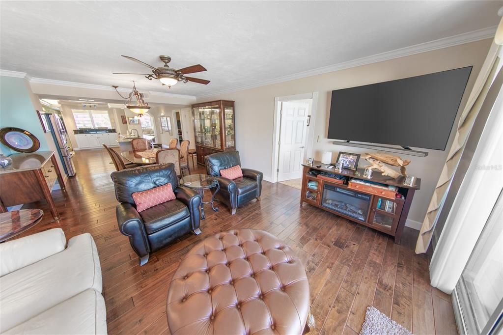 Dining room, Interior, Living room, Pendant Lights, Wood Texture Flooring