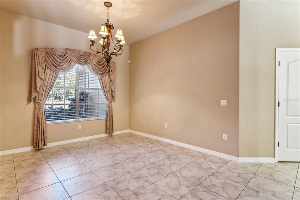 Chandelier, Empty room, Interior