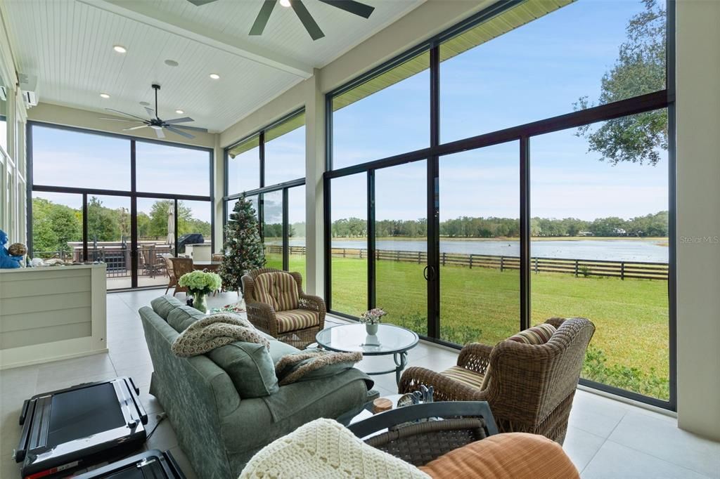 Interior, Living room, Recessed Lighting, Sun Room, Water