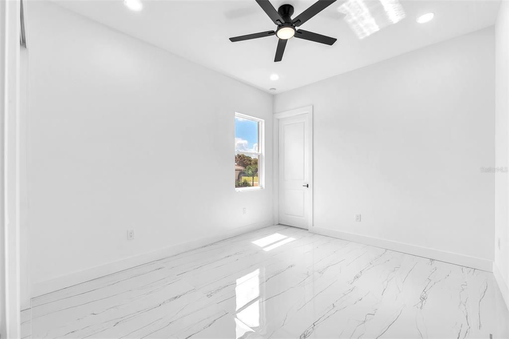 Empty room, Interior, Marble, Recessed Lighting