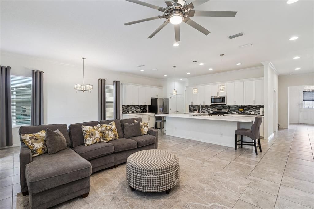 Interior, Kitchen, Living room, Pendant Lights, Recessed Lighting, Stainless Steel Appliances