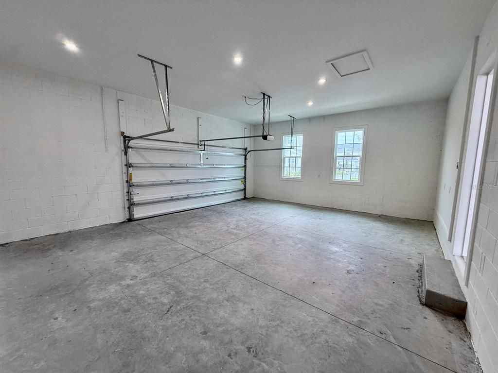 Garage, Interior, Recessed Lighting