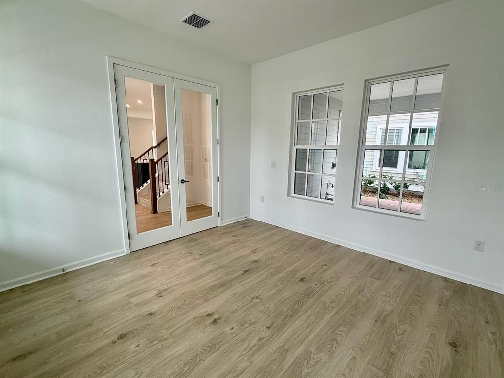 Empty room, Interior, Recessed Lighting, Wood Texture Flooring