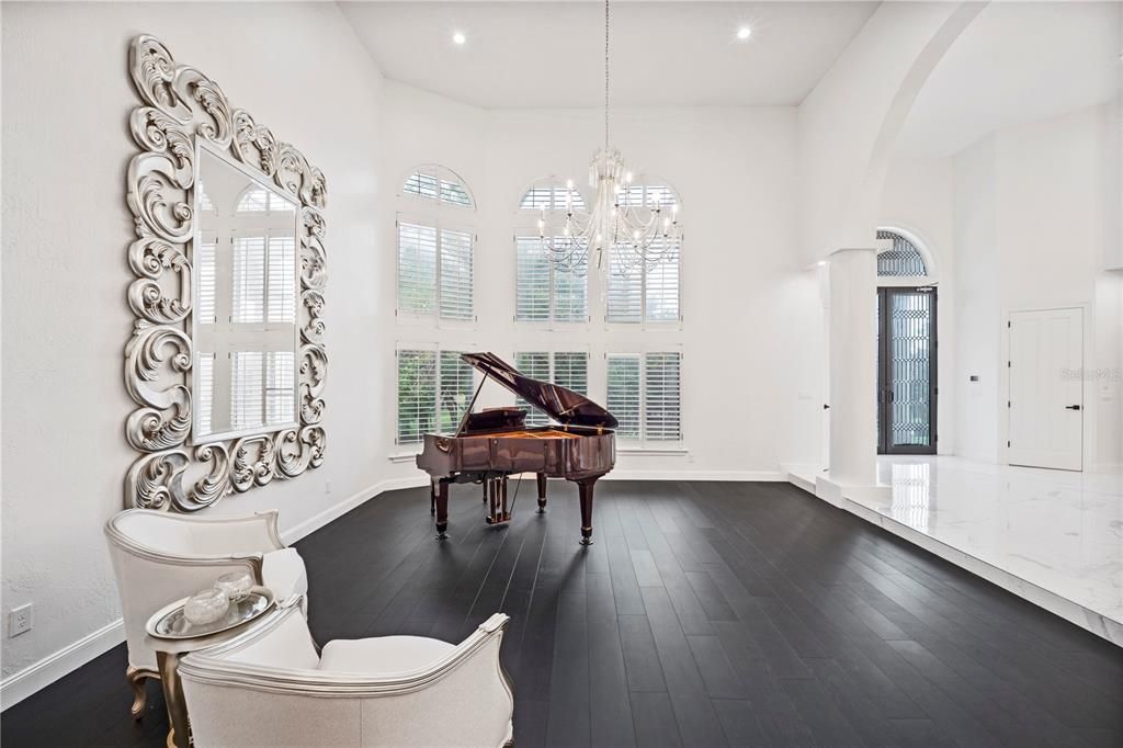 Chandelier, Interior, Piano, Recessed Lighting, Wood Texture Flooring