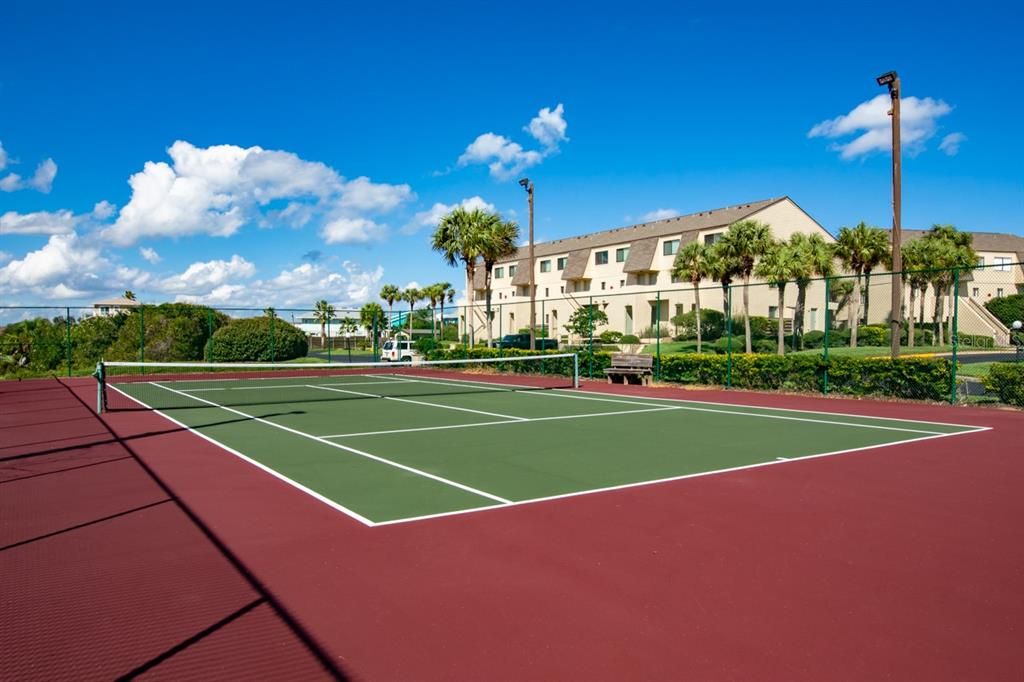 Exterior, Tennis Courts