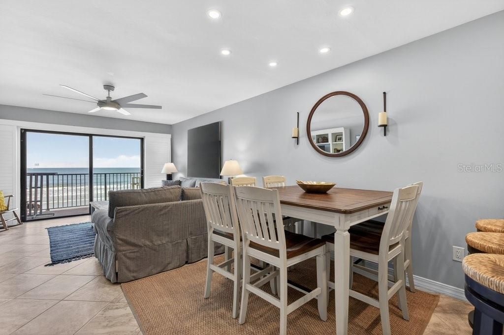 Dining room, Interior, Living room, Recessed Lighting, Water