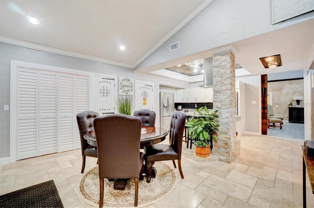 Dining room, Interior, Recessed Lighting