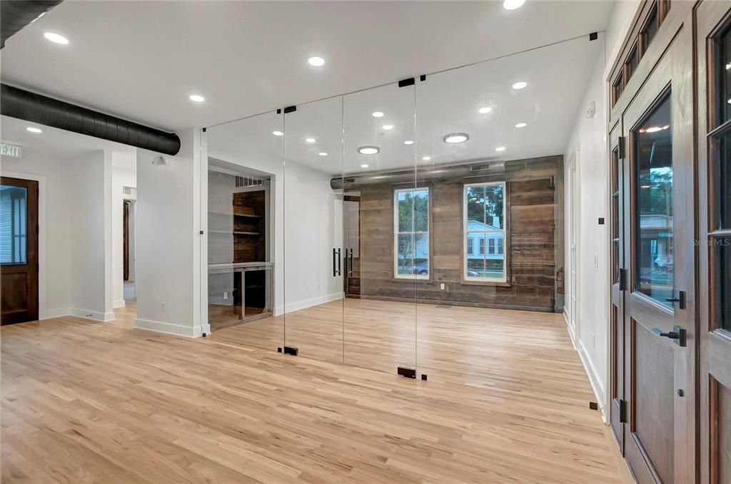 Empty room, Interior, Recessed Lighting, Wood Texture Flooring