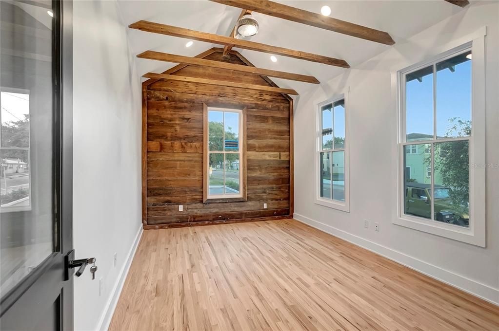 Empty room, Interior, Recessed Lighting, Wooden Beams, Wood Texture Flooring, Wooden Walls