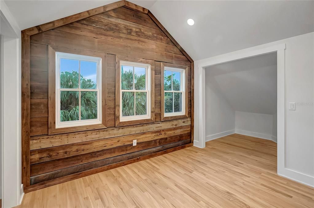 Empty room, Interior, Recessed Lighting, Wood Texture Flooring, Wooden Walls
