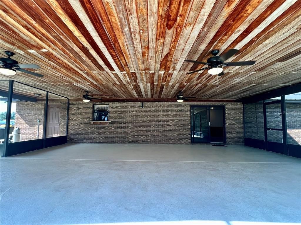 Empty room, Interior, Stone Walls, Wooden Ceilings