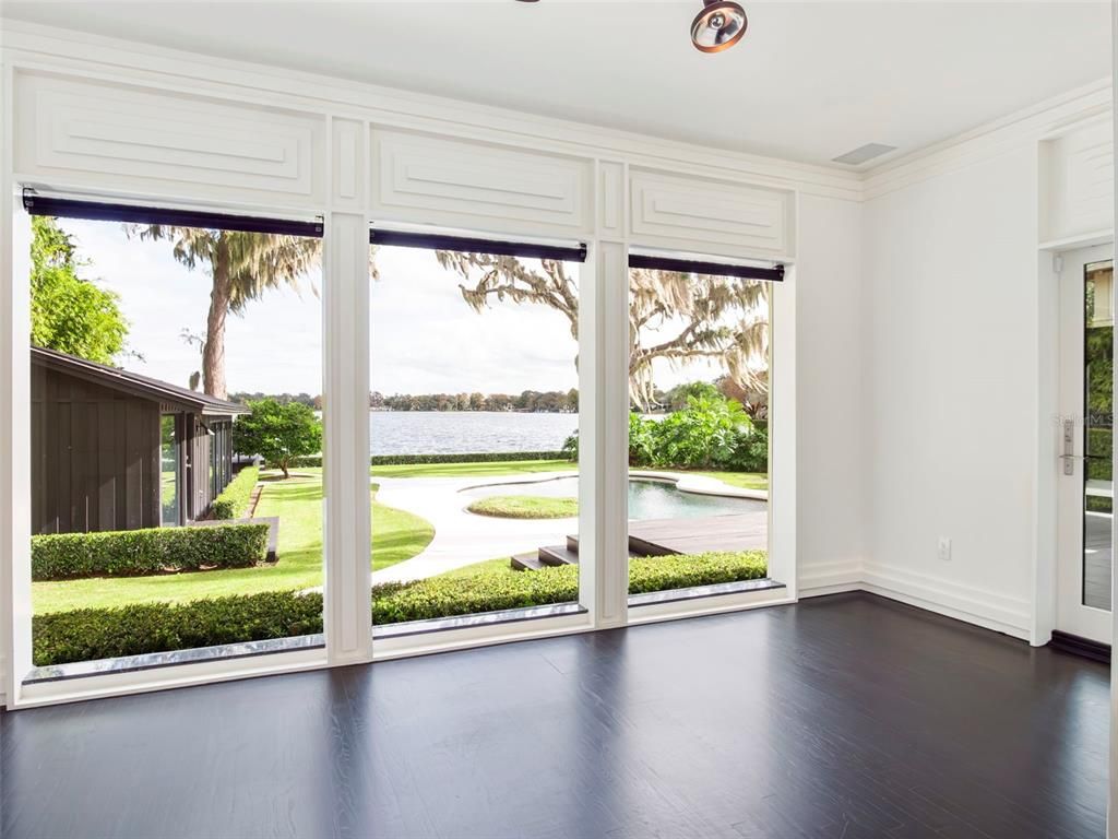 Empty room, Interior, Sun Room, Water, Wood Texture Flooring
